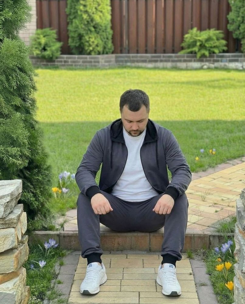 Чоловічий спортивний костюм з капюшоном графітовий - весна літо